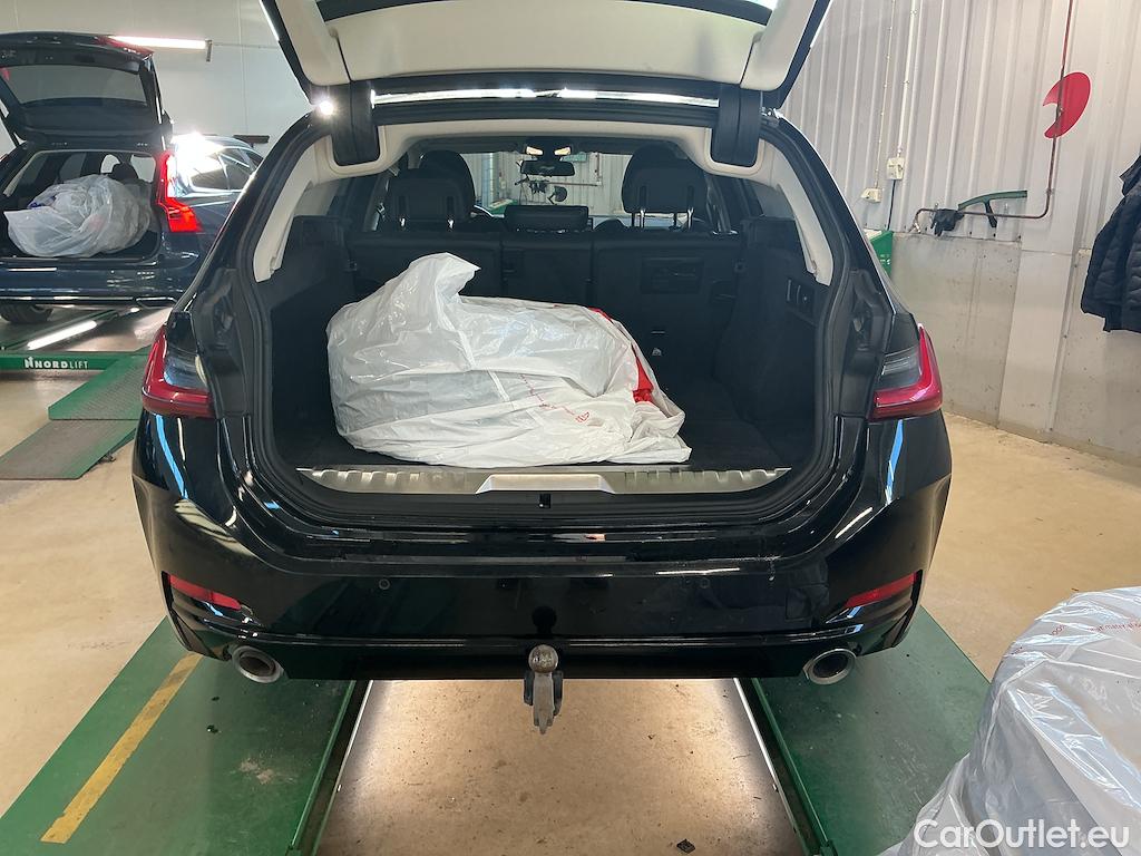 Bmw  Serie 3 330e xDrive Touring Drag HiFi Rattvärme #13