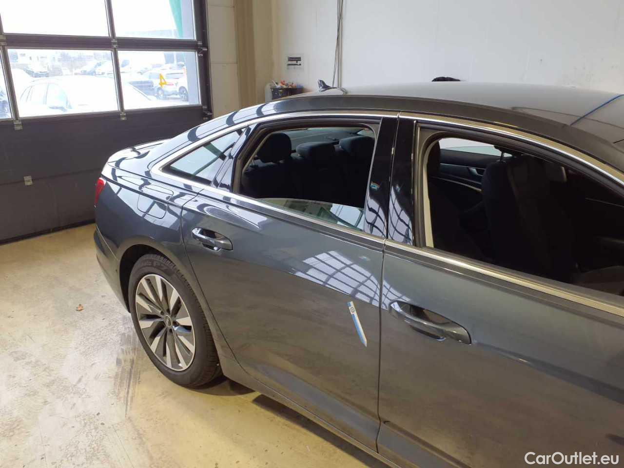 Audi  A6 40 TDI quattro S tronic sport Automatic Diesel/Electric  43 #23