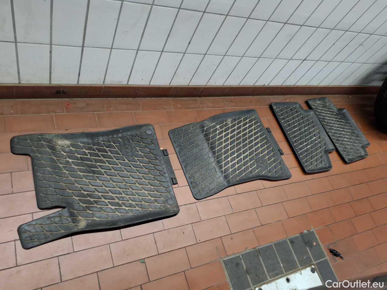 Mercedes  GLB 220 d 4Matic 8G-DCT AMG Line Automatic Diesel  39 #25