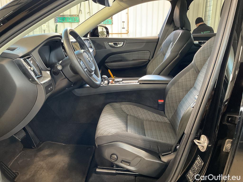 Volvo  XC60 T6 Recharge 350 AWD Core Edt VOC Panorama #6