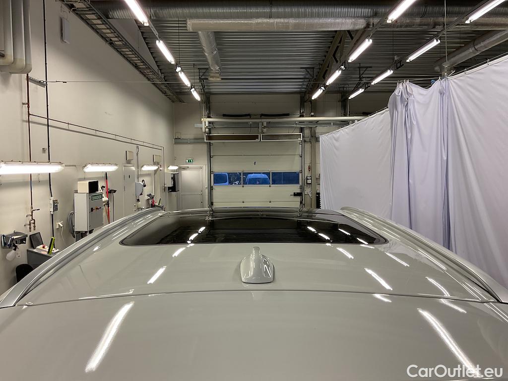 Volvo  XC60 T6 AWD Inscription Exp VOC Drag Panorama #17