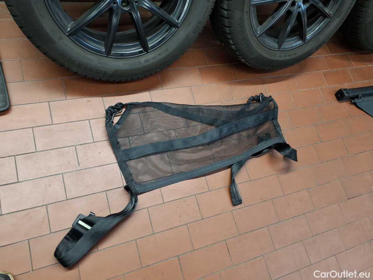 Mercedes  GLB 220 d 4Matic 8G-DCT AMG Line Automatic Diesel  39 #26