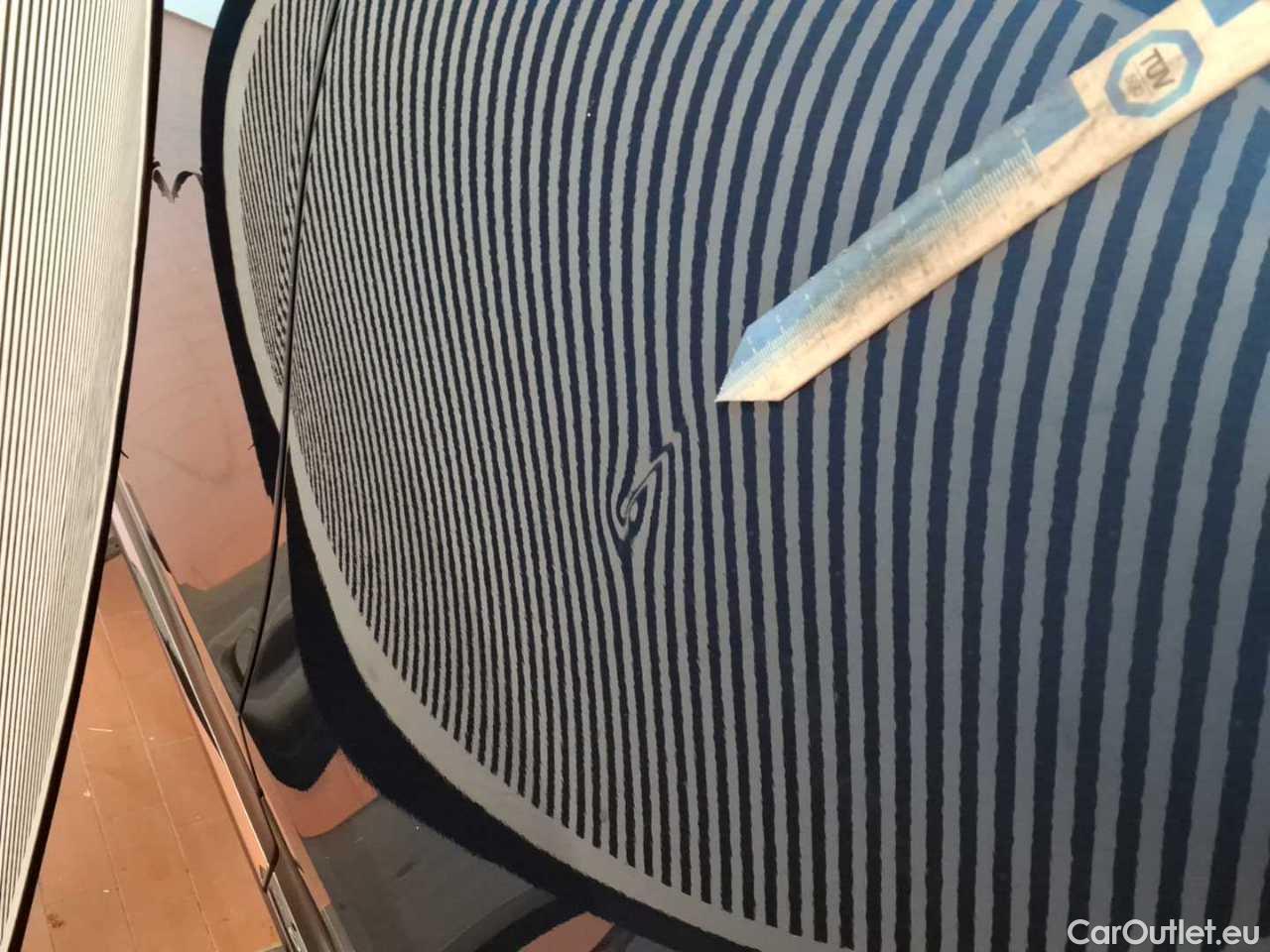 Mercedes  GLB 220 d 4Matic 8G-DCT AMG Line Automatic Diesel  39 #52