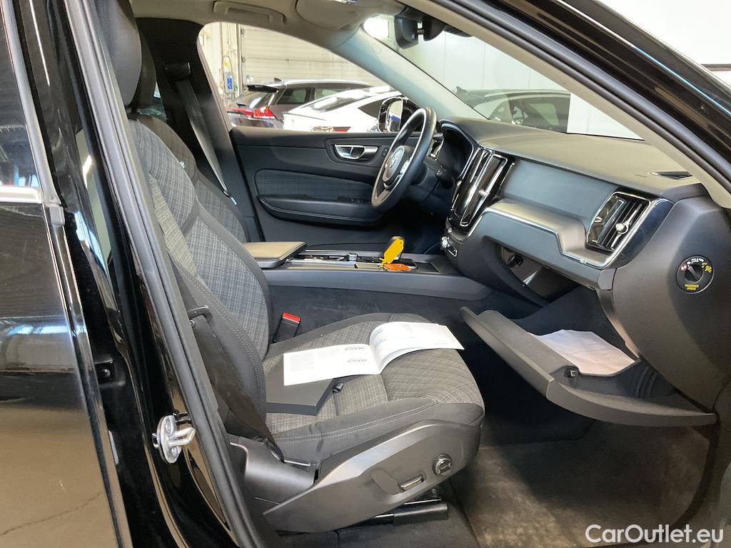 Volvo  XC60 T6 Recharge 350 AWD Core Edt VOC Panorama #7