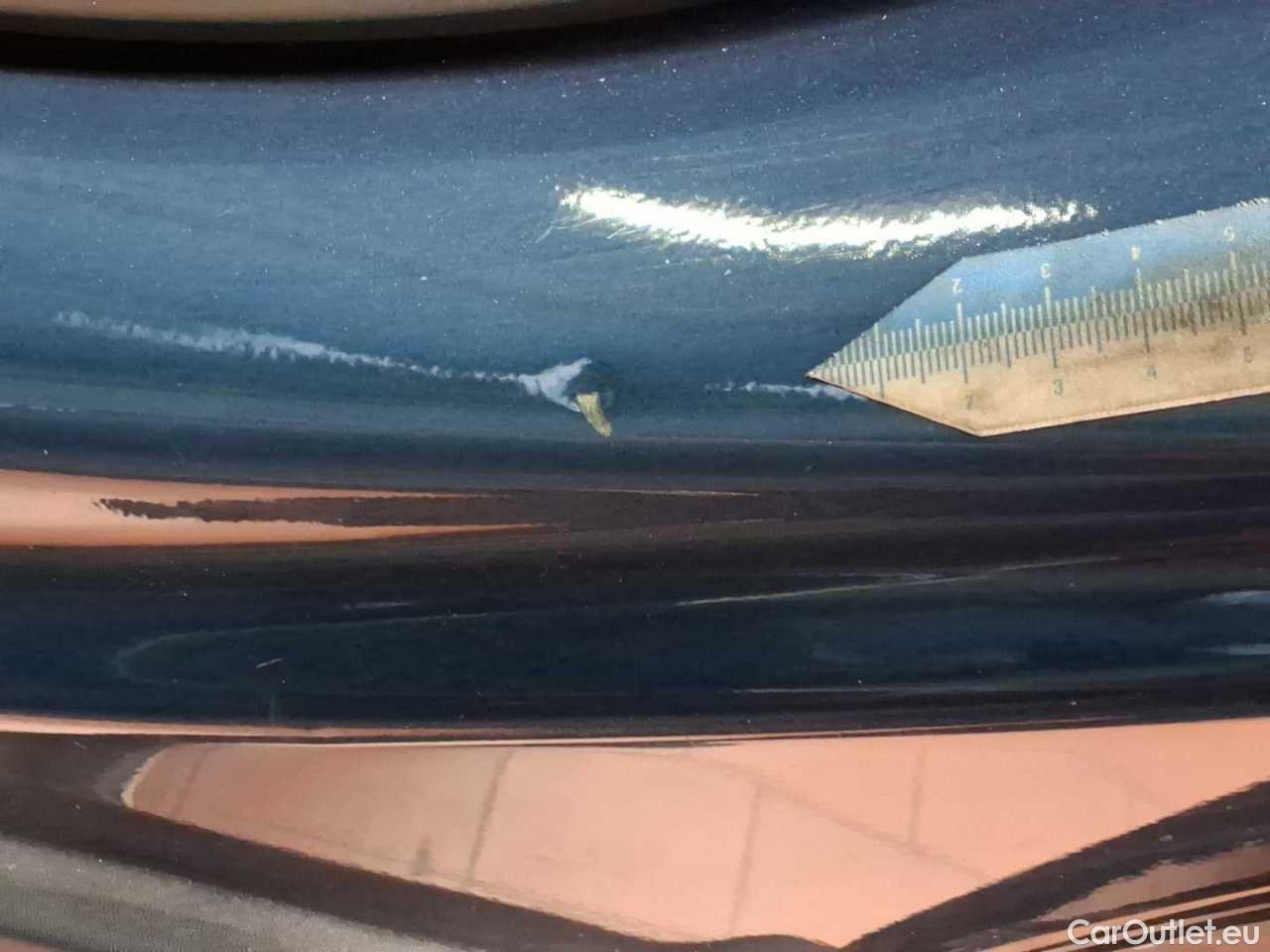 Mercedes  GLB 220 d 4Matic 8G-DCT AMG Line Automatic Diesel  39 #48