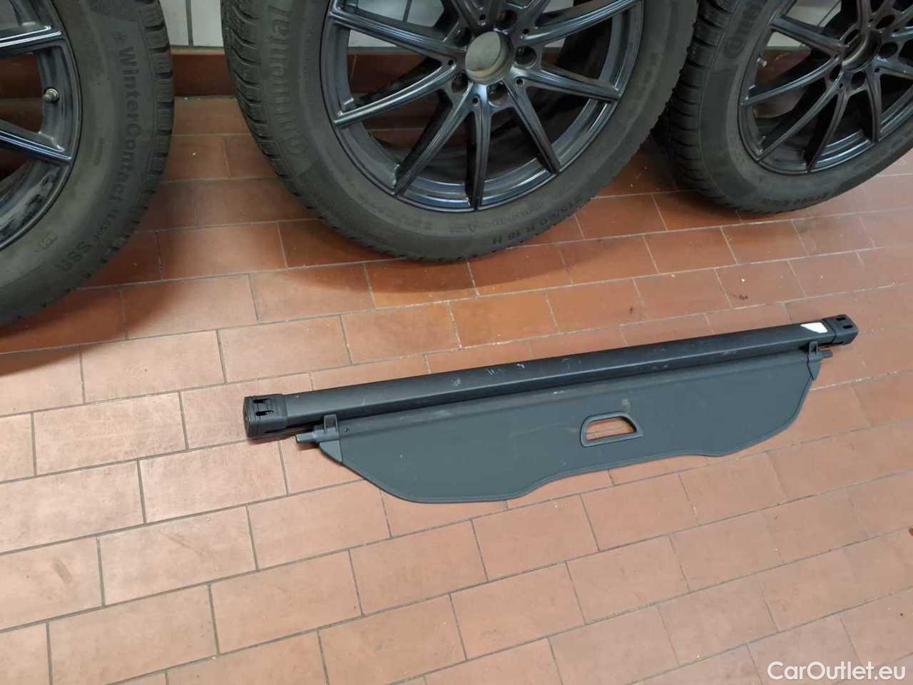 Mercedes  GLB 220 d 4Matic 8G-DCT AMG Line Automatic Diesel  39 #27