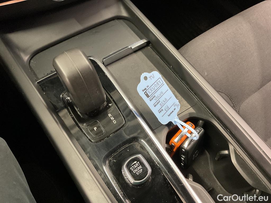 Volvo  XC60 T6 AWD Inscription Exp VOC Drag Panorama #9