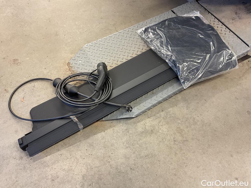 Volvo  XC60 T6 AWD Inscription Exp VOC Drag Panorama #12