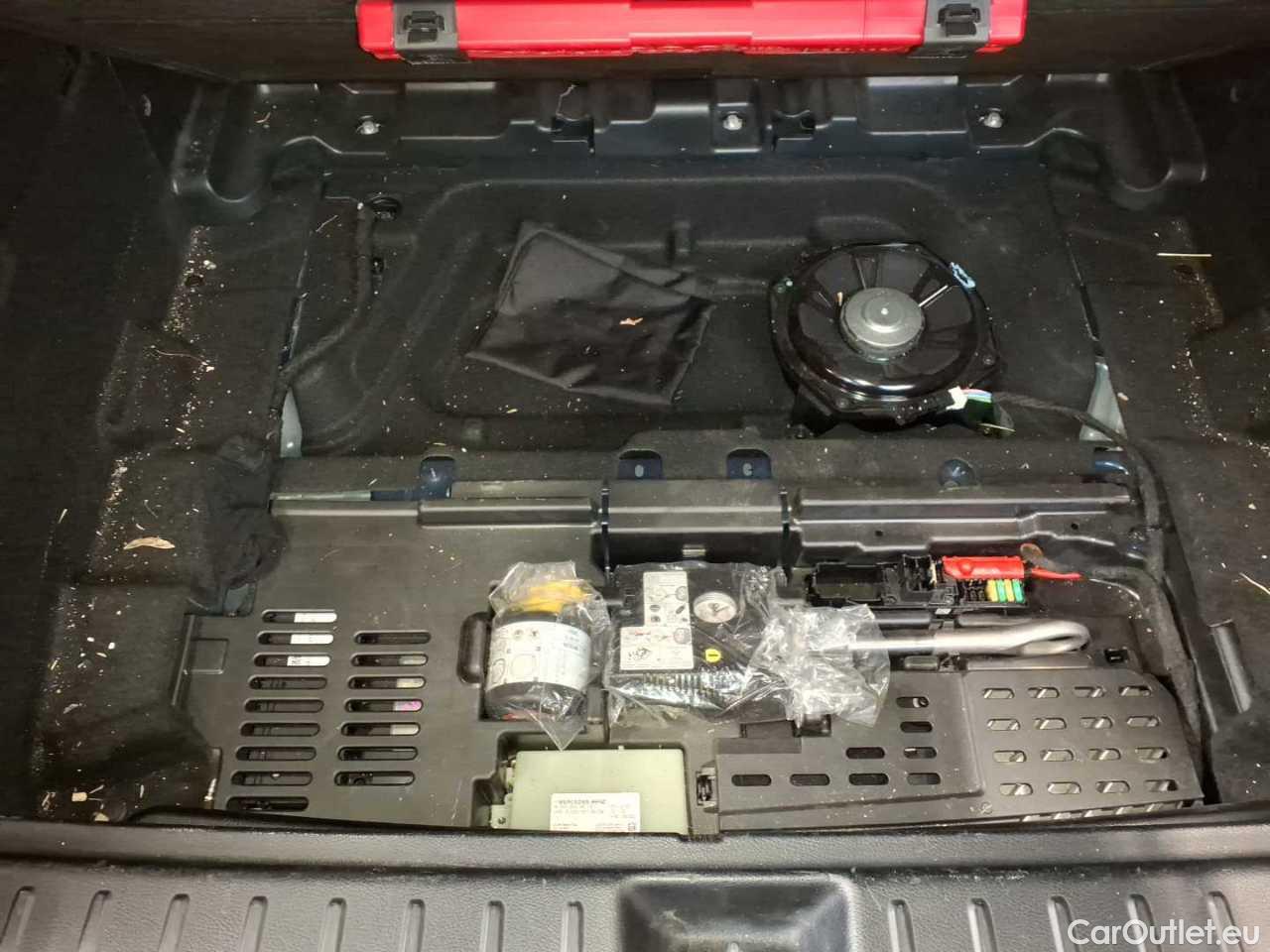 Mercedes  GLB 220 d 4Matic 8G-DCT AMG Line Automatic Diesel  39 #21