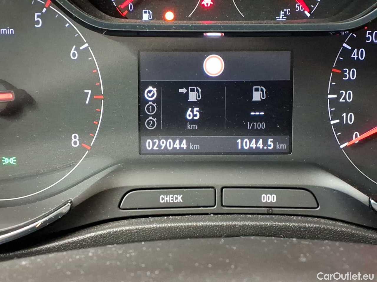 Opel  Crossland 1.2 Elegance Paket Manual Petrol  31 #27