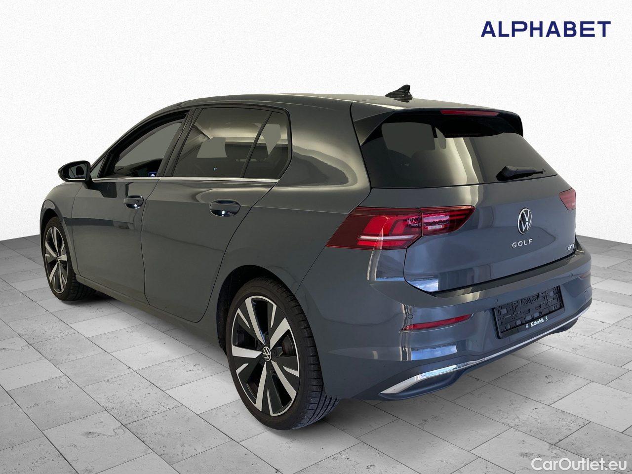 Volkswagen  Golf  1.5 eTSI OPF DSG Style Automatic Petrol/Electric  45 #3