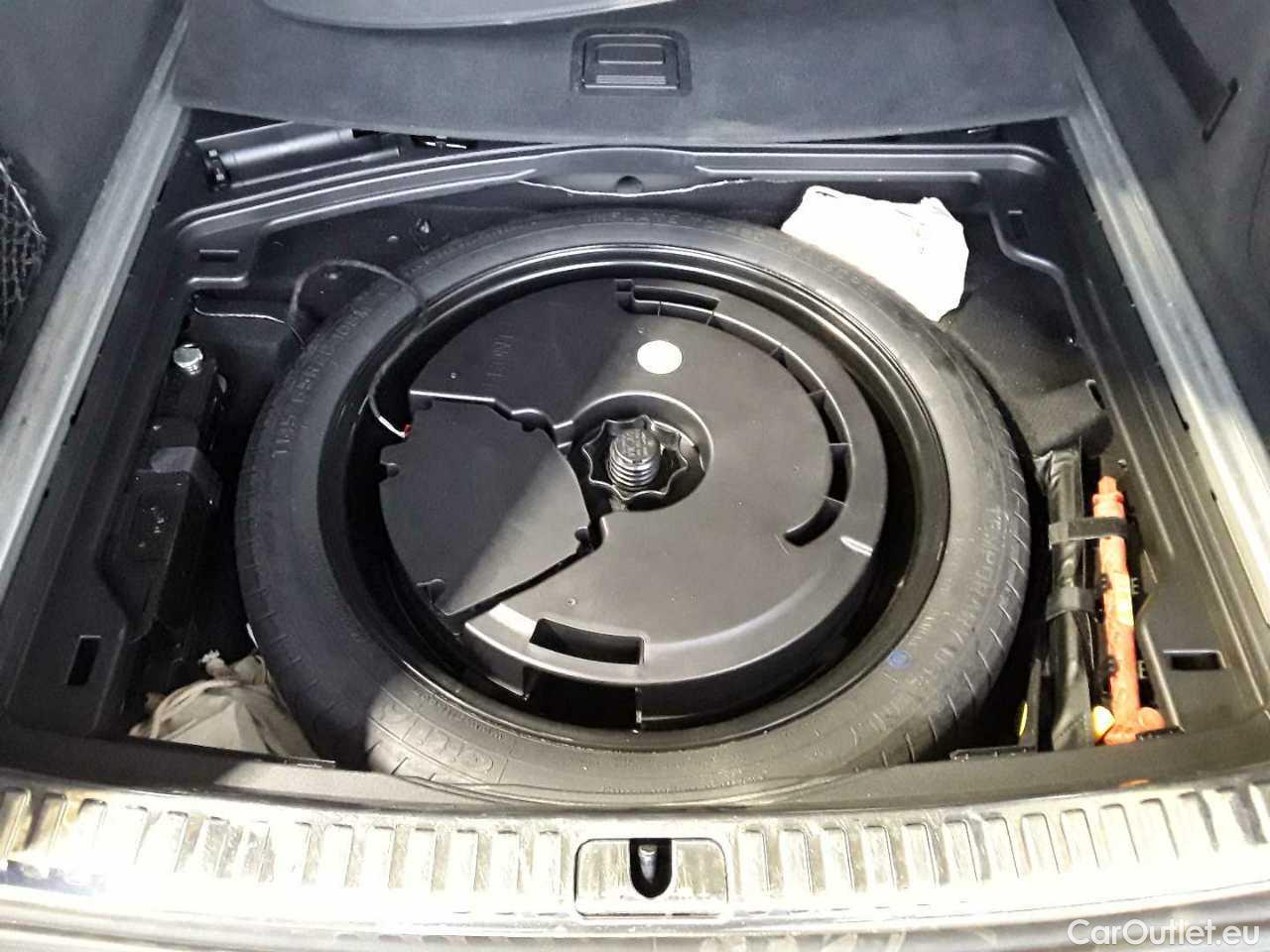 Audi  A6 Avant 40 TDI S tronic sport Automatic Diesel/Electric  33 #15