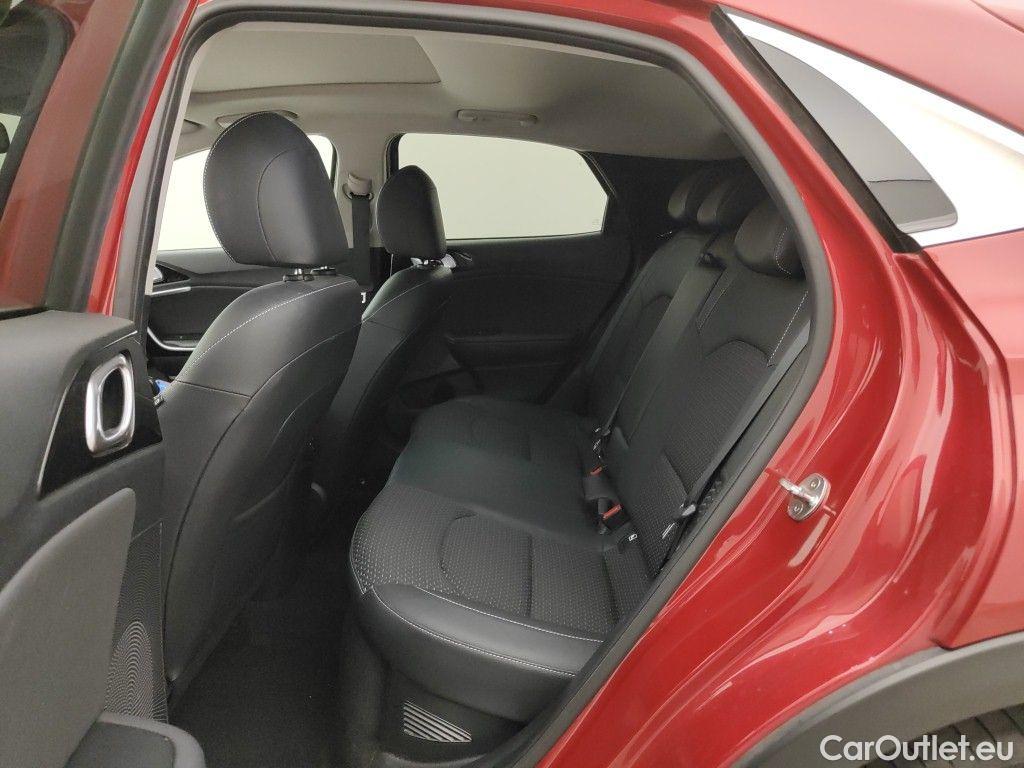 KIA  XCeed KIA  1.6 GDi PHEV DCT Sense 5d #10