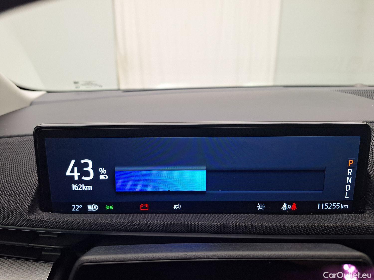 Ford  Mustang Ford,  '20 BEV, Ford  Mach-E 76kWh 190kW Standard Range RWD #5