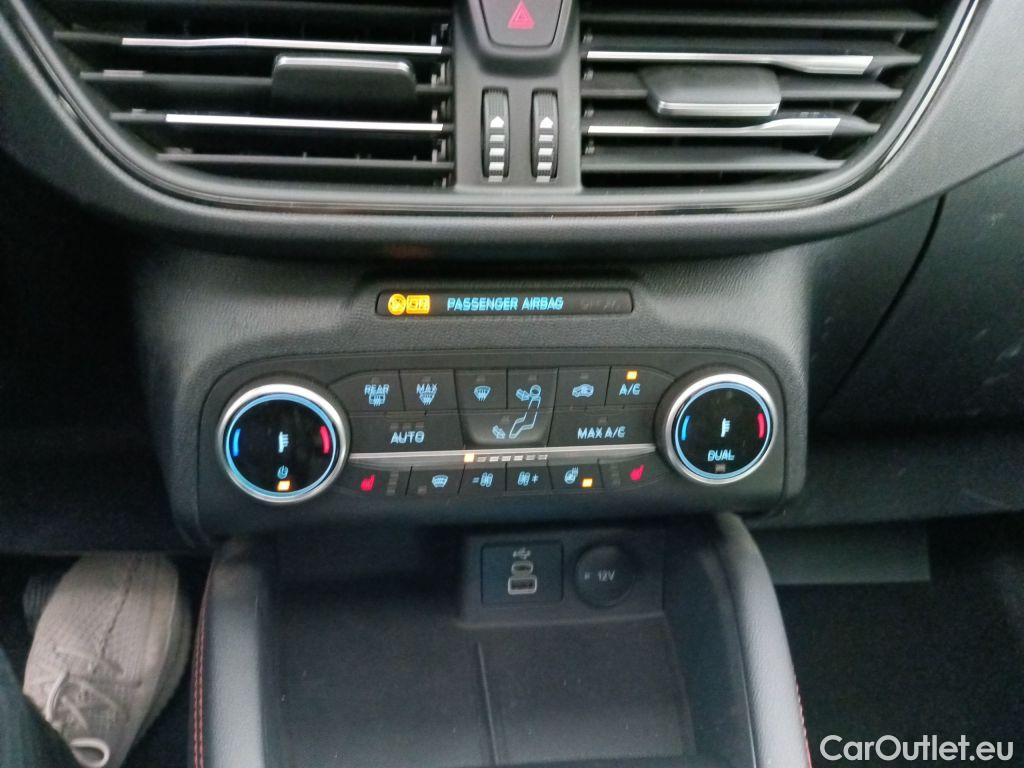 Ford  Kuga Ford  2.5i PHEV Aut. 165kW ST-Line X 5d #23