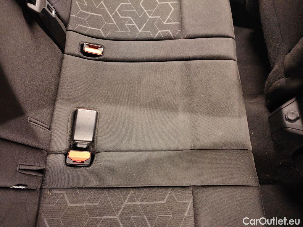 Peugeot  2008 Peugeot  1.2 Puretech 61kW S&S Active 5d #54