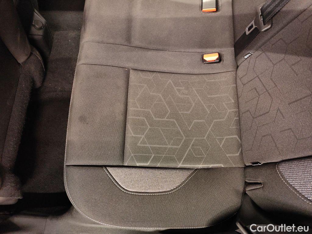 Peugeot  2008 Peugeot  1.2 Puretech 61kW S&S Active 5d #55