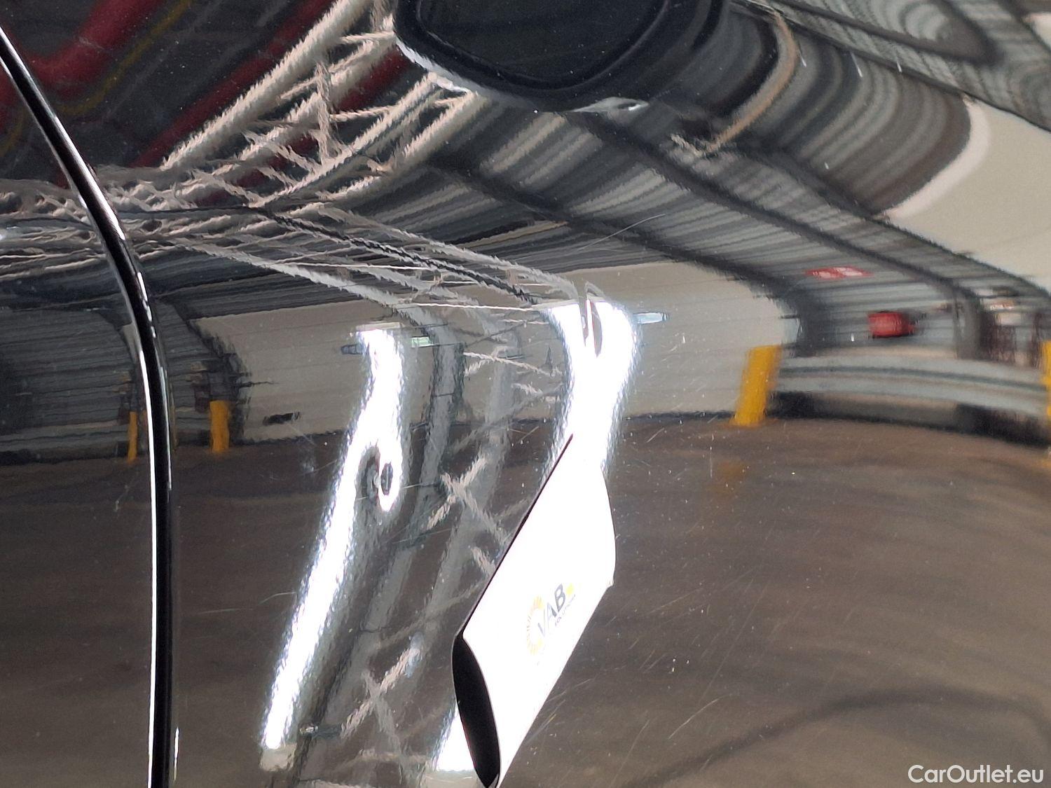 Ford  Mustang Ford,  '20 BEV, Ford  Mach-E 76kWh 190kW Standard Range RWD #8