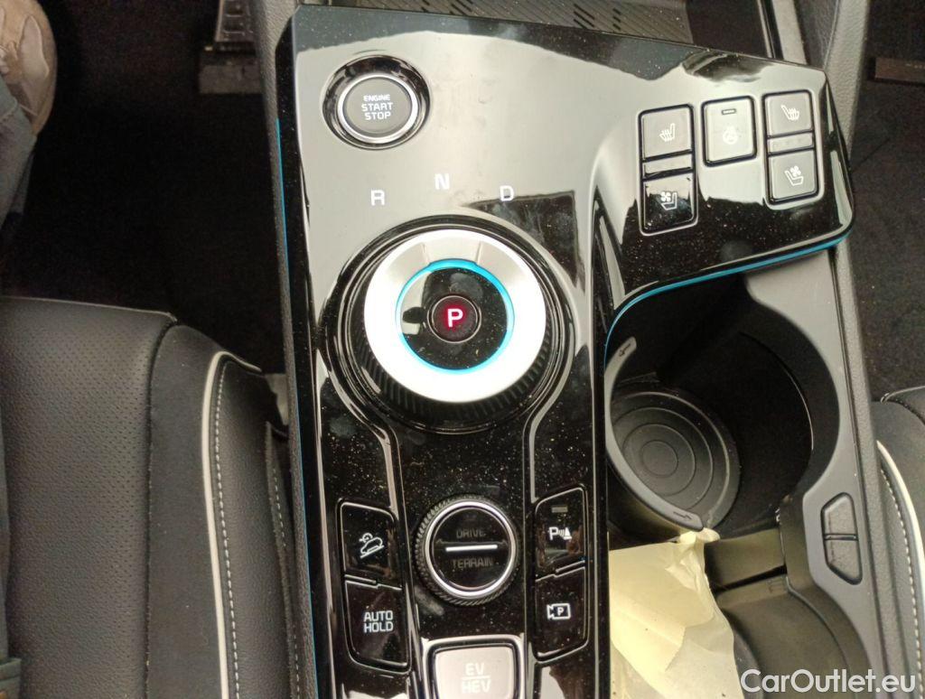 KIA  Sportage KIA  1.6 T-GDi 6A/T AWD GT Line PHEV 5d #27