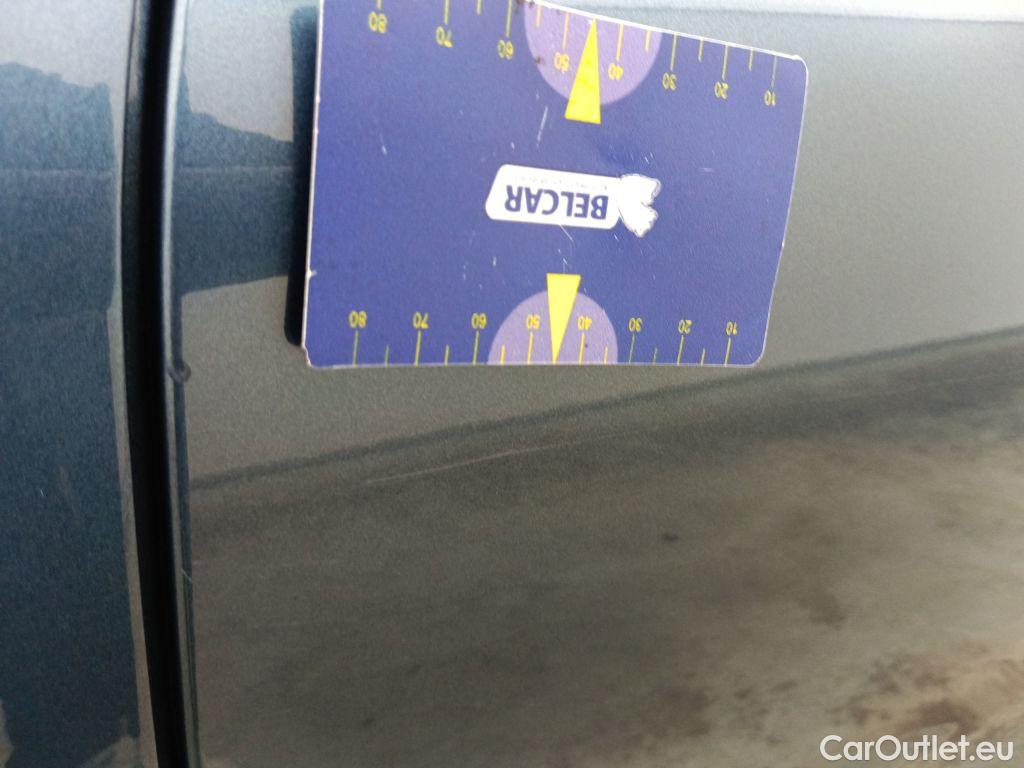 Ford  Kuga Ford  2.5i PHEV Aut. 165kW ST-Line X 5d #31