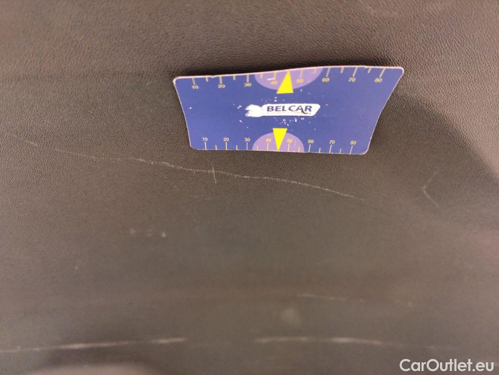 Peugeot  2008 Peugeot  1.2 Puretech 61kW S&S Active 5d #49