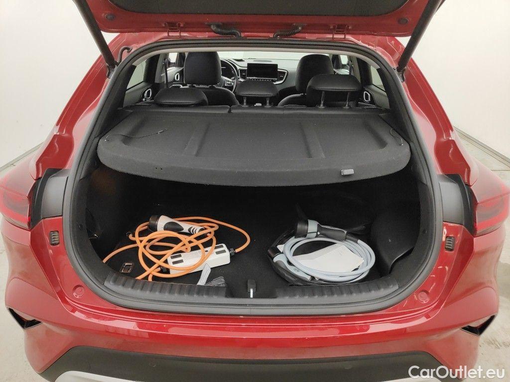 KIA  XCeed KIA  1.6 GDi PHEV DCT Sense 5d #14