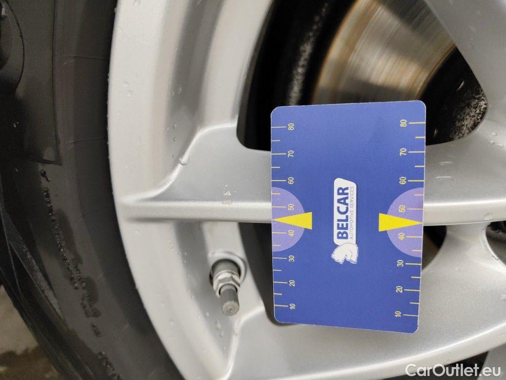 Bmw  Serie 5 BMW 5 Reeks Touring 518d Aut. (110 kW) 5d #21