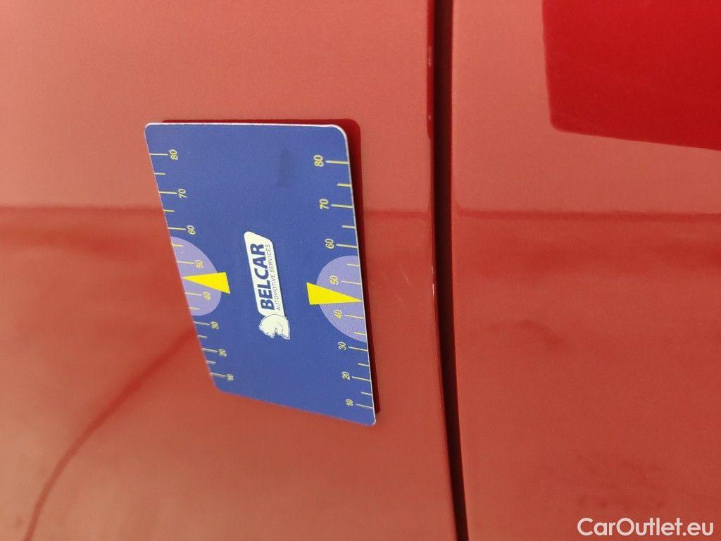 KIA  XCeed KIA  1.6 GDi PHEV DCT Sense 5d #25