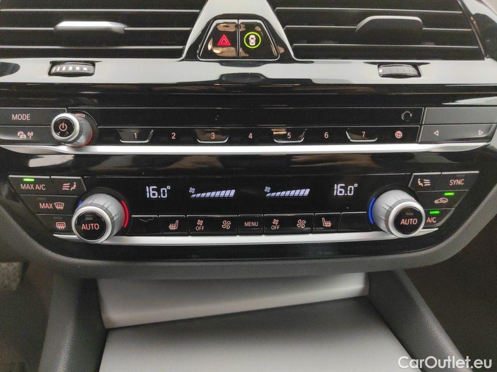 Bmw  Serie 5 BMW 5 Reeks Touring 518d Aut. (110 kW) 5d #28