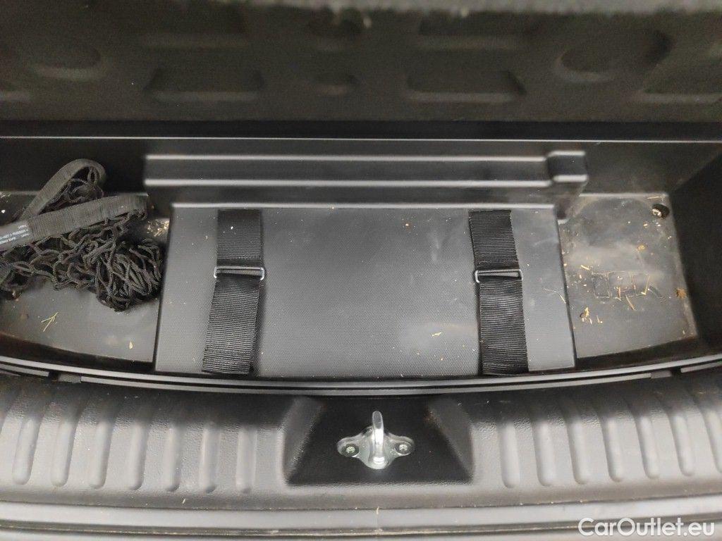 KIA  XCeed KIA  1.6 GDi PHEV DCT Sense 5d #47