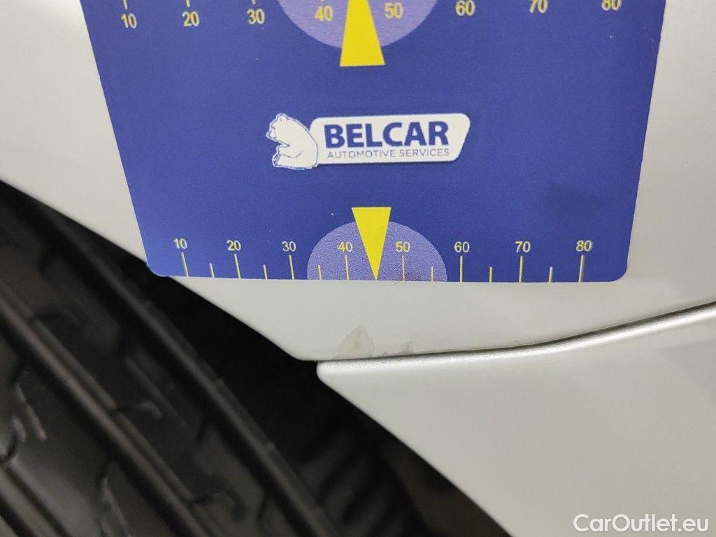 Bmw  Serie 5 BMW 5 Reeks Touring 518d Aut. (110 kW) 5d #49