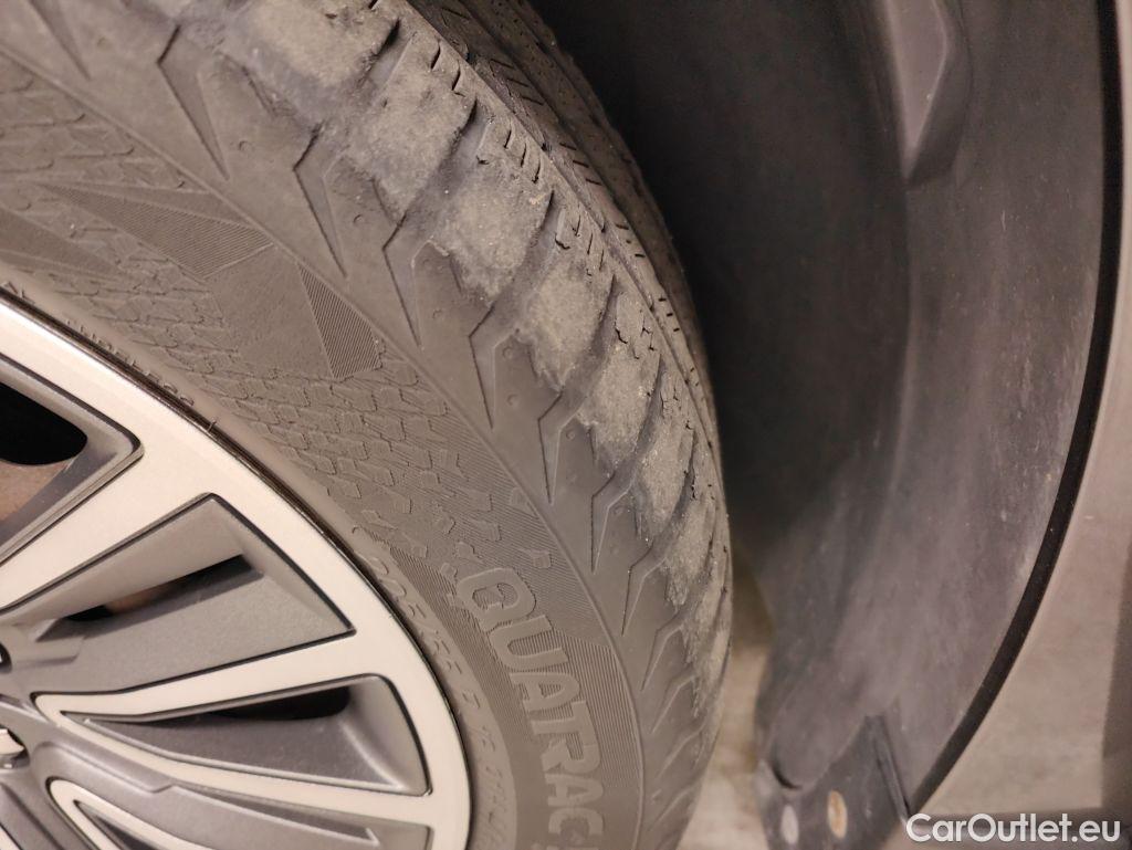 Peugeot  2008 Peugeot  1.2 Puretech 61kW S&S Active 5d #16