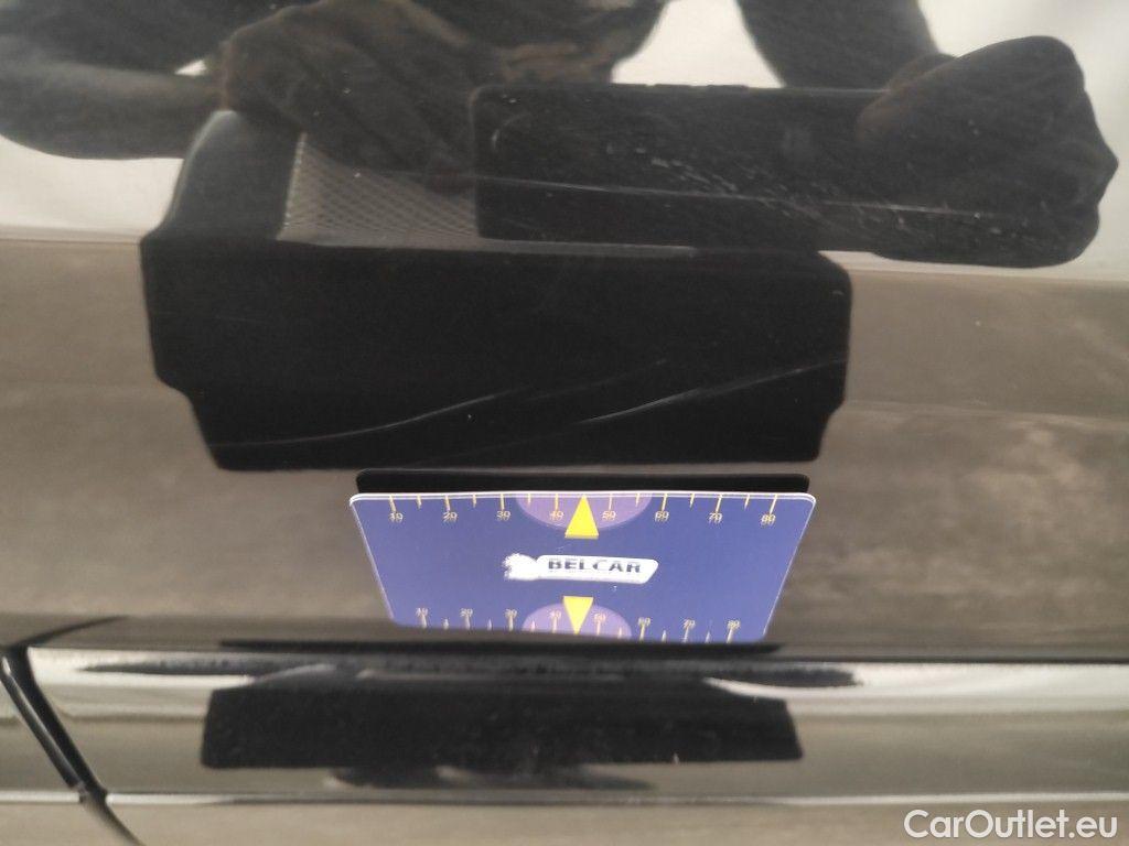 Jaguar  F-PACE Jaguar  2.0 184kW 4x4 Aut. R-Sport 5d #43