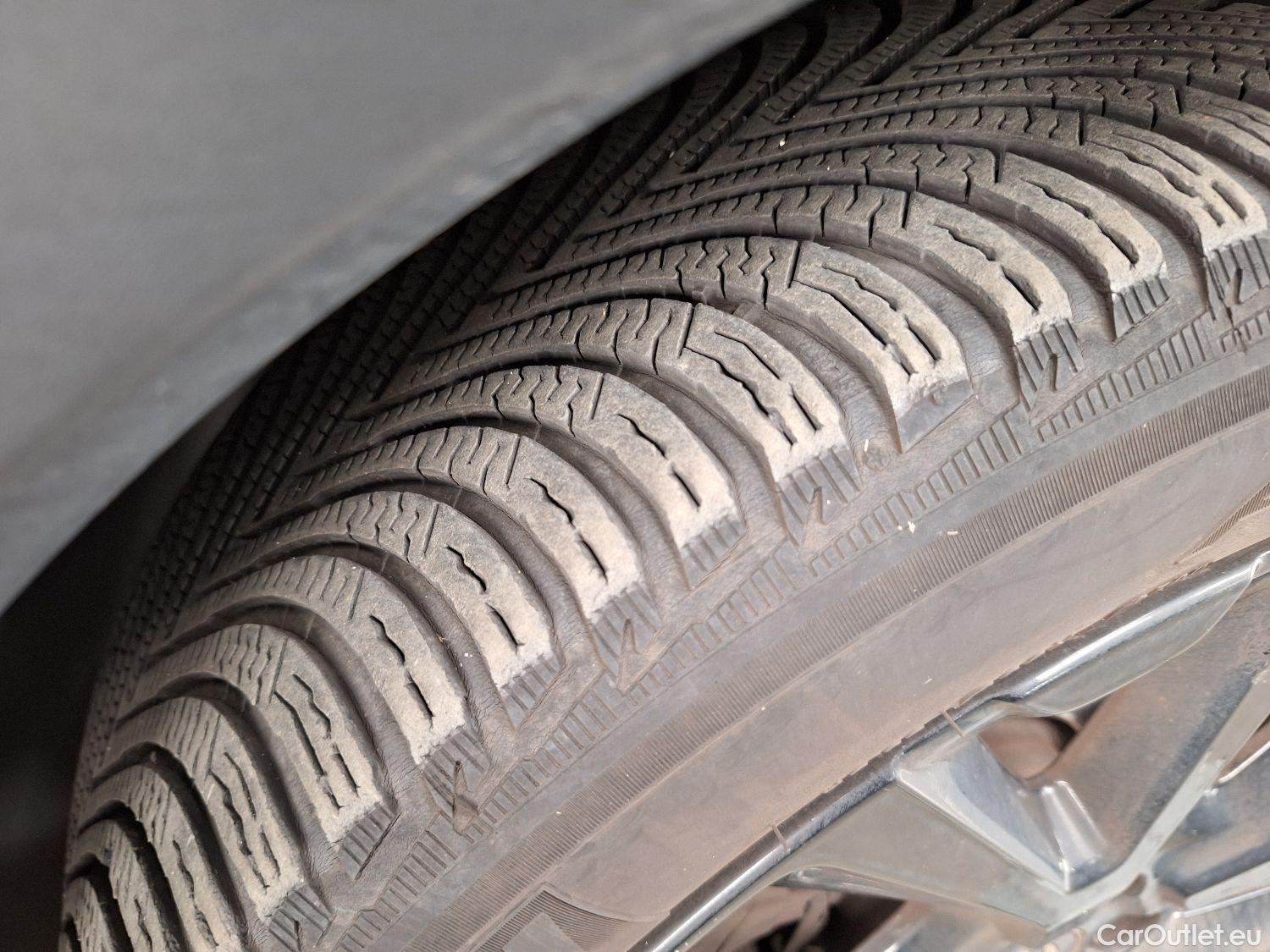 Citroen  C5 Citroën,  Aircross '18, Citroën  Aircross 1.6 PureTech 180 S&S EAT8 Shin #57