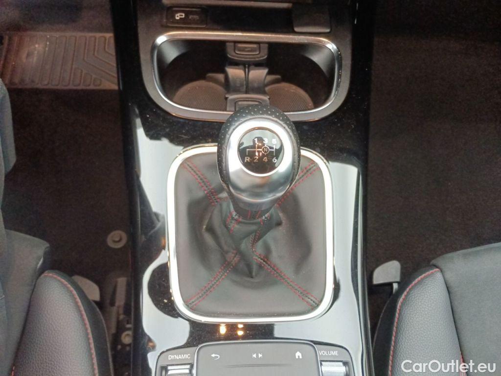 Mercedes  CLA-Klasse MERCEDES CLASSE CLA SHOOTING BREAK DIESEL (X118) CLA 180 d Business Solution 5d #33