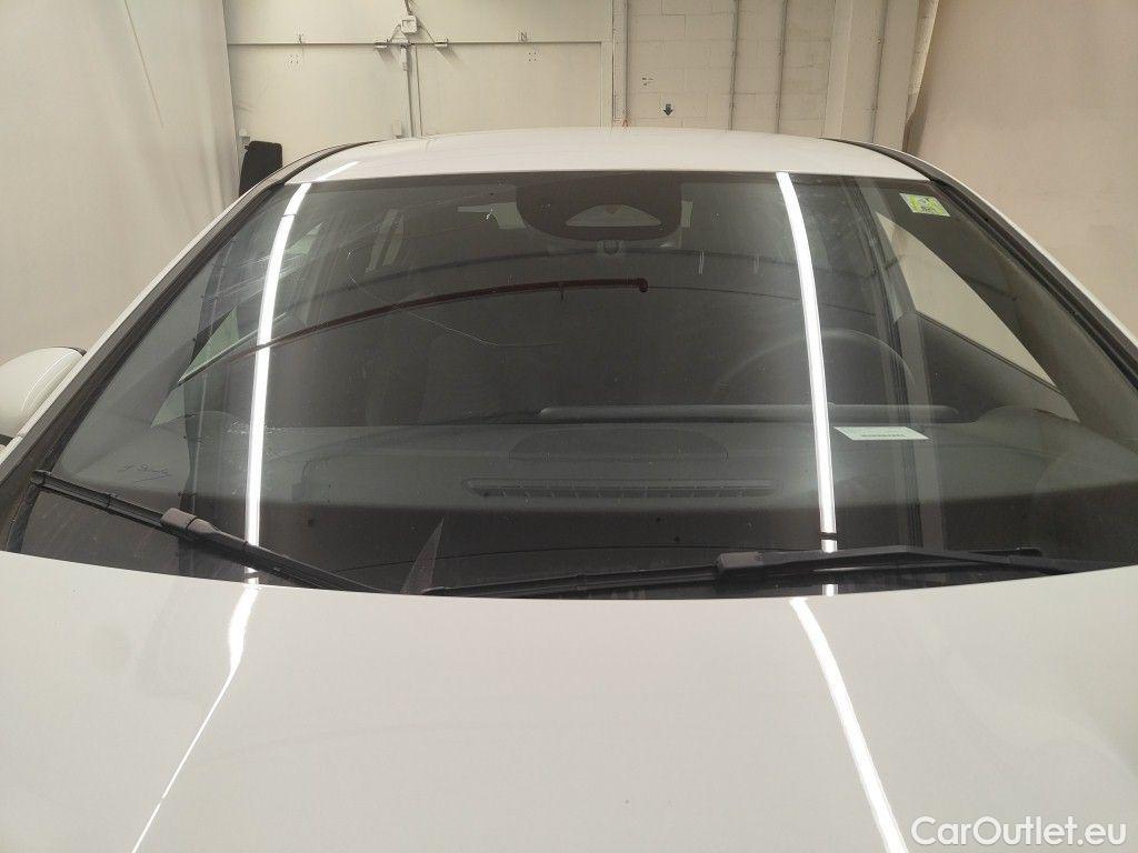 Mercedes  A-Klasse Mercedes-Benz  Limousine A 180 Business Line 4d #17