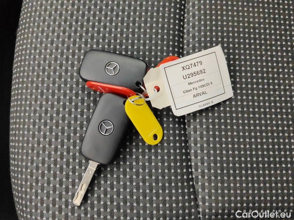 Mercedes  Citan MERCEDES-BENZ  109 FOURGON MWB DIESEL 1.5 CDI A2 95 BE Perfect Tool S/S (EU6d-T) 5d #4