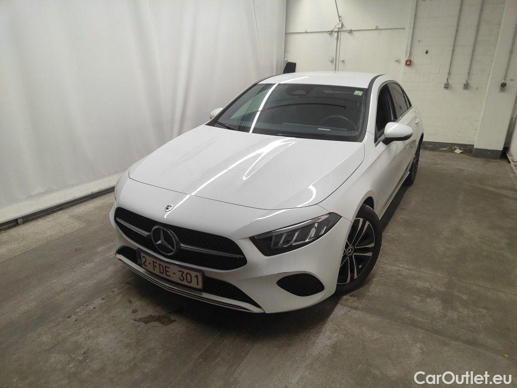 Mercedes  A-Klasse Mercedes-Benz  Limousine A 180 Business Line 4d #1
