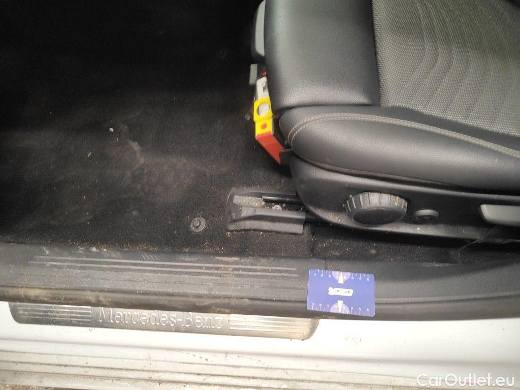 Mercedes  A-Klasse Mercedes-Benz  Limousine A 180 Business Line 4d #34