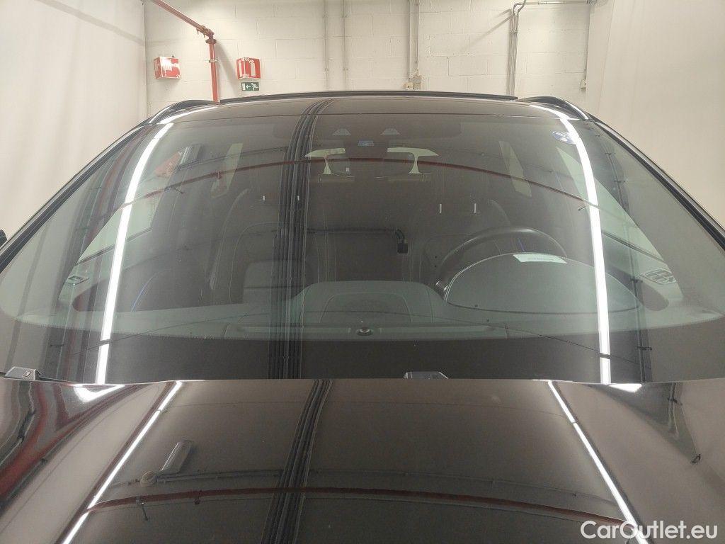 Jaguar  F-PACE Jaguar  2.0 184kW 4x4 Aut. R-Sport 5d #18