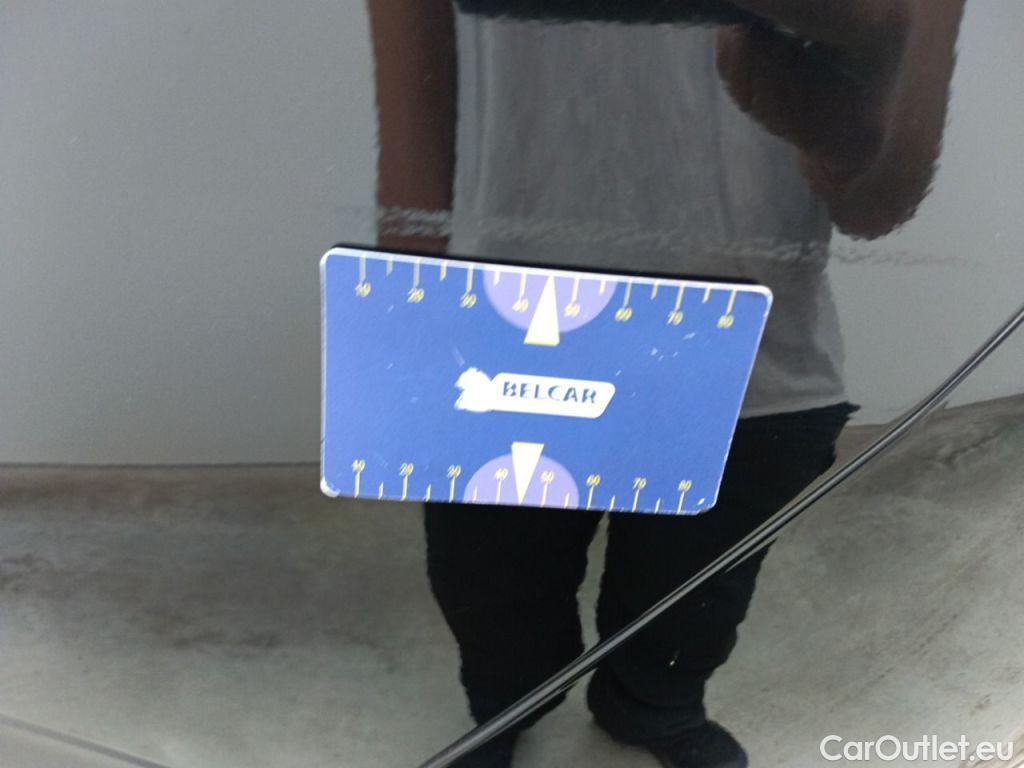 Peugeot  3008 Peugeot  1.5 BlueHDi 96kW S&S Active Pack 5d #35