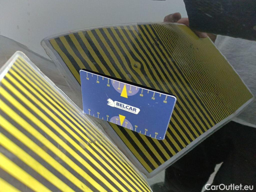 Peugeot  3008 Peugeot  1.5 BlueHDi 96kW S&S Active Pack 5d #27