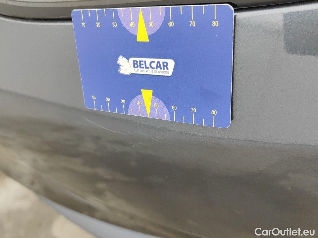 Tesla  Model 3 Tesla  Standard RWD Plus 4d #28