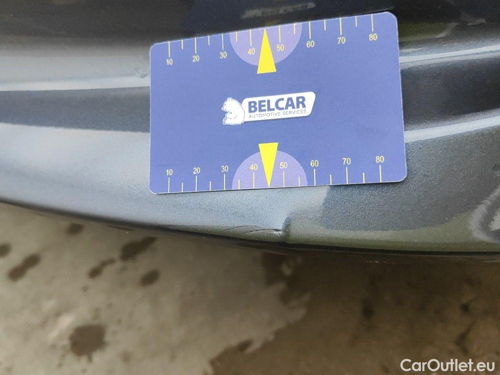 Tesla  Model 3 Tesla  Standard RWD Plus 4d #32