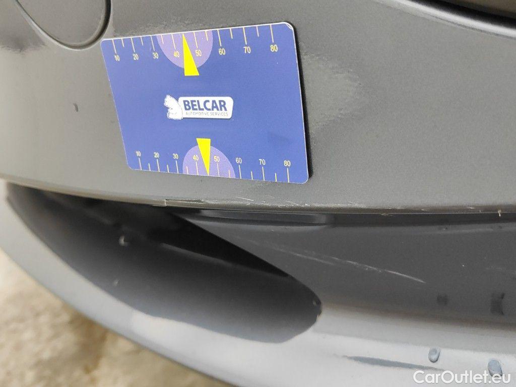 Tesla  Model 3 Tesla  Standard RWD Plus 4d #33