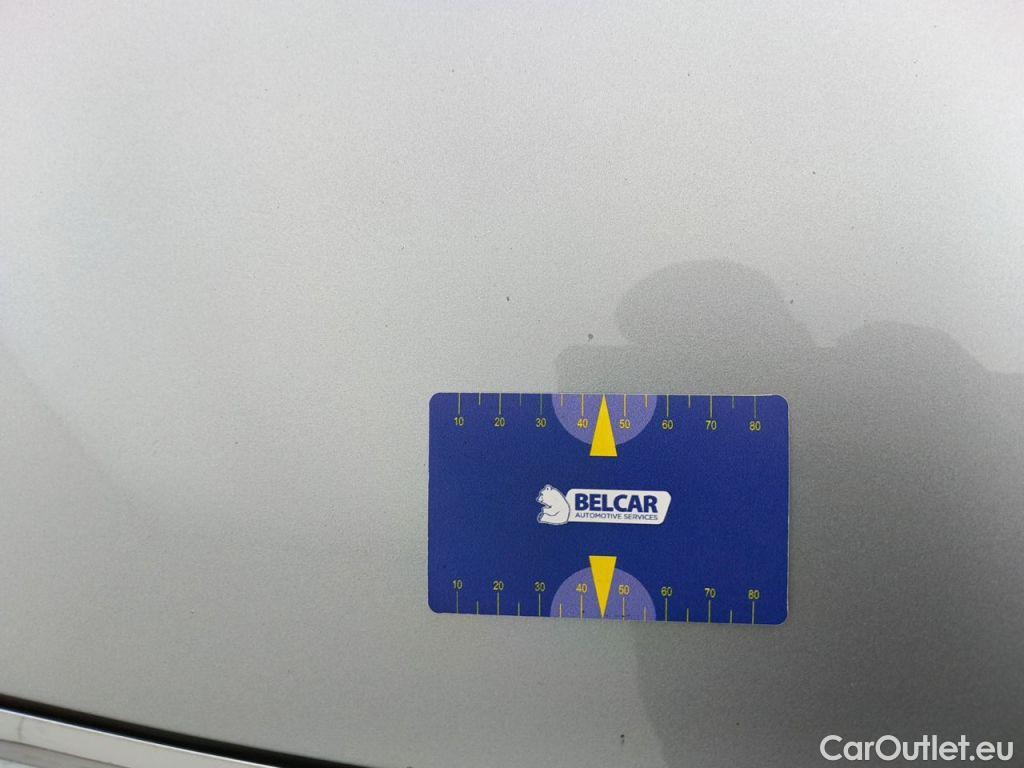 Volkswagen  Passat Volkswagen  Variant 2.0 TDI 90kW DSG Elegance Business 5d #29