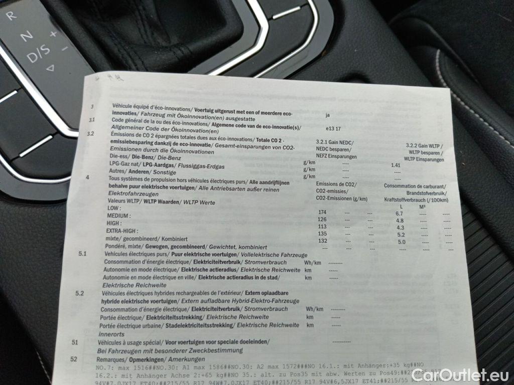 Volkswagen  Passat Volkswagen  Variant 2.0 TDI 90kW DSG Elegance Business 5d #12