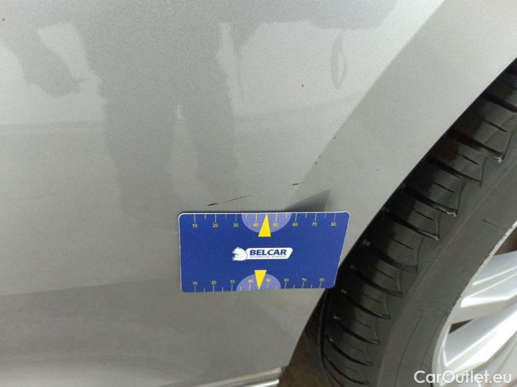 Volkswagen  Passat Volkswagen  Variant 2.0 TDI 90kW DSG Elegance Business 5d #50