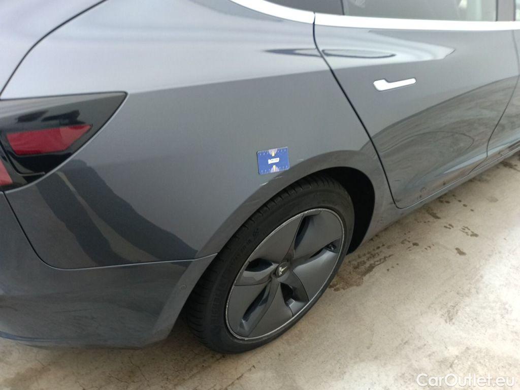 Tesla  Model 3 Tesla  Standard RWD Plus 4d #35