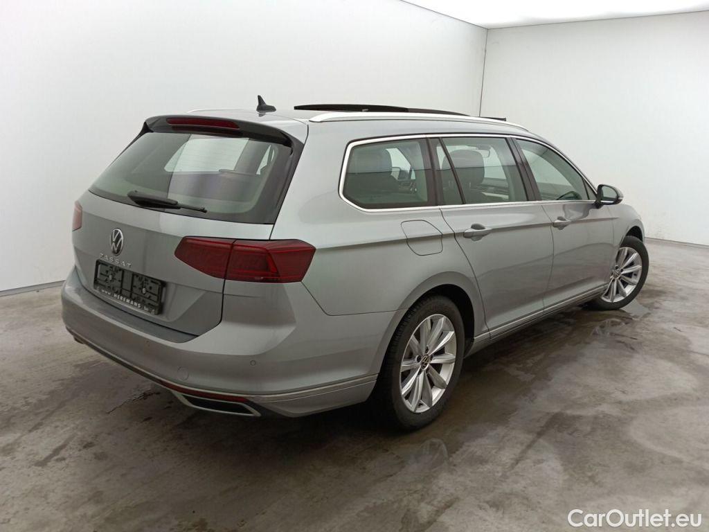 Volkswagen  Passat Volkswagen  Variant 2.0 TDI 90kW DSG Elegance Business 5d #2
